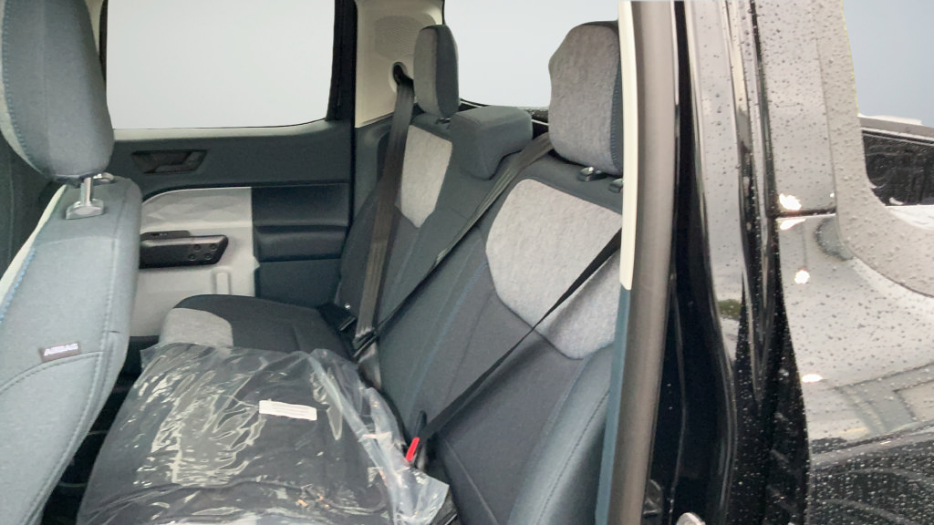 New 2026 Ford Maverick XLT w/ XLT Luxury Package FWD image 17
