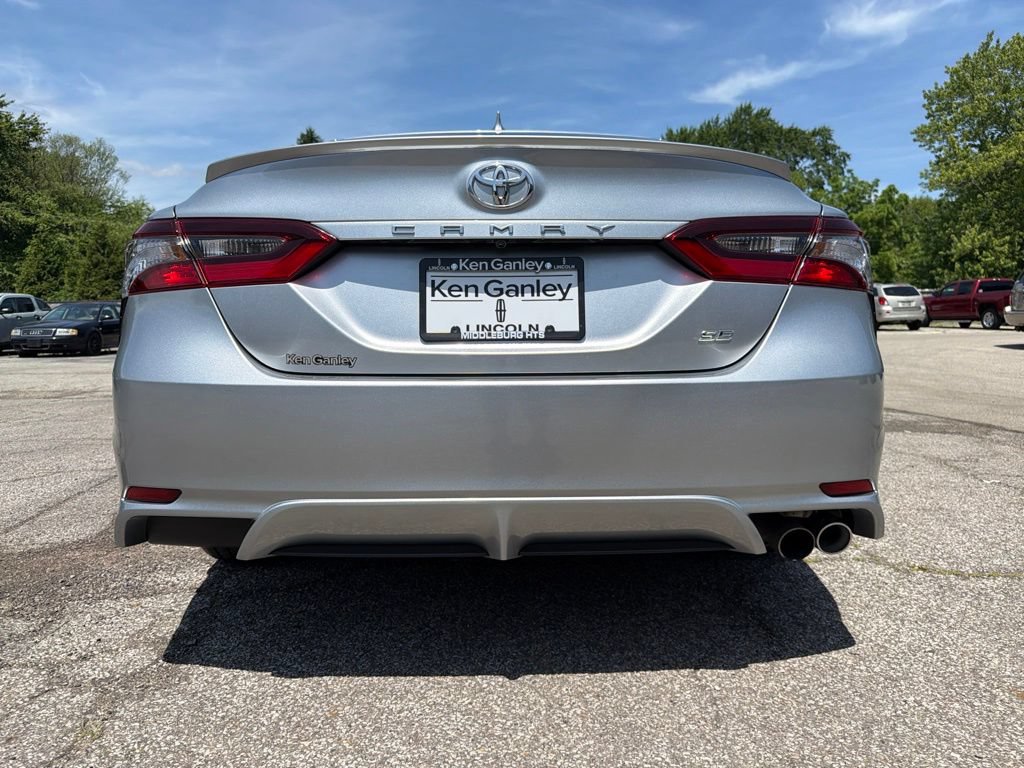 Used 2023 Toyota Camry SE FWD image 10