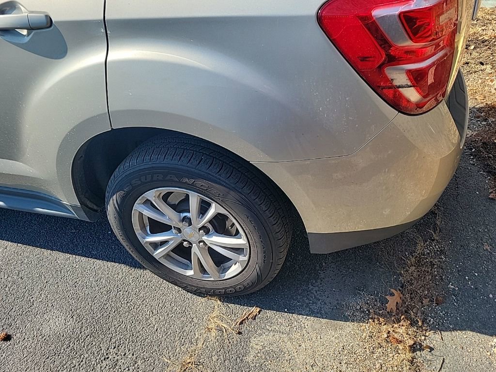 Used 2016 Chevrolet Equinox LT w/ Convenience Package image 12