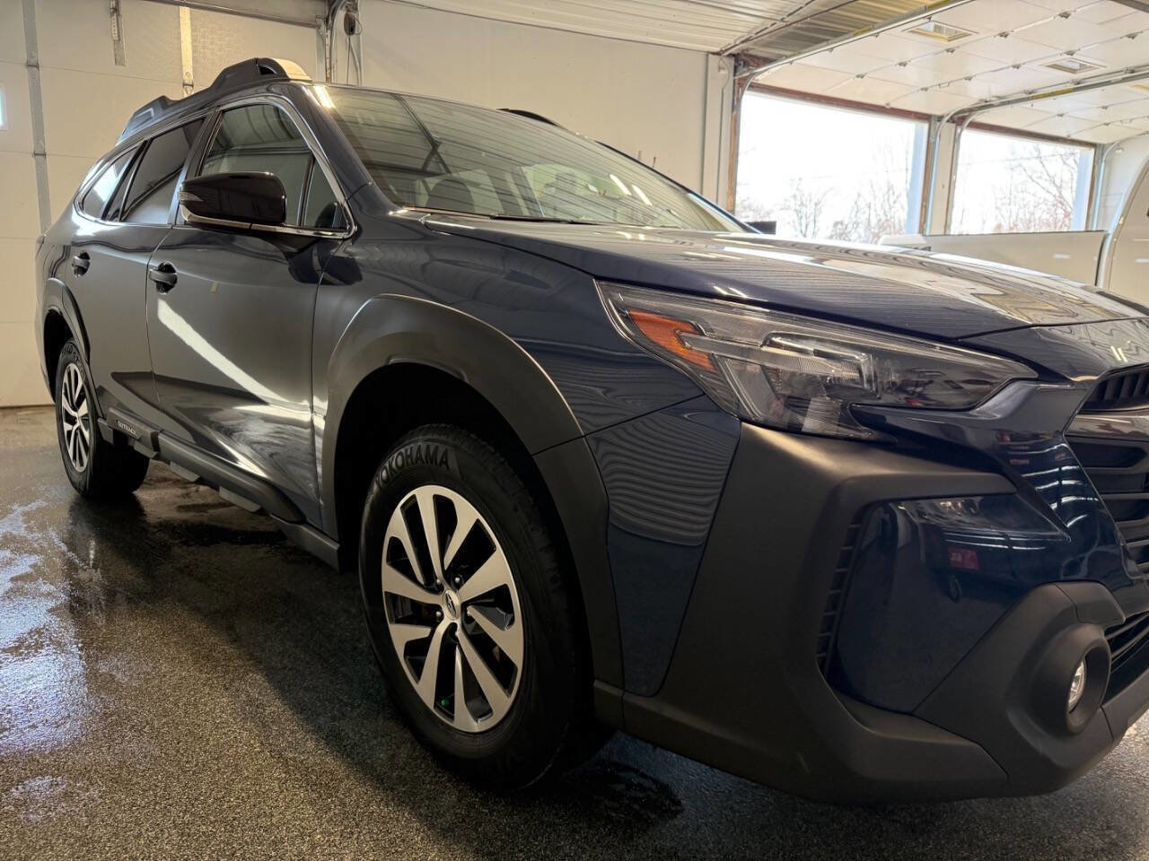 Used 2024 Subaru Outback Premium image 4