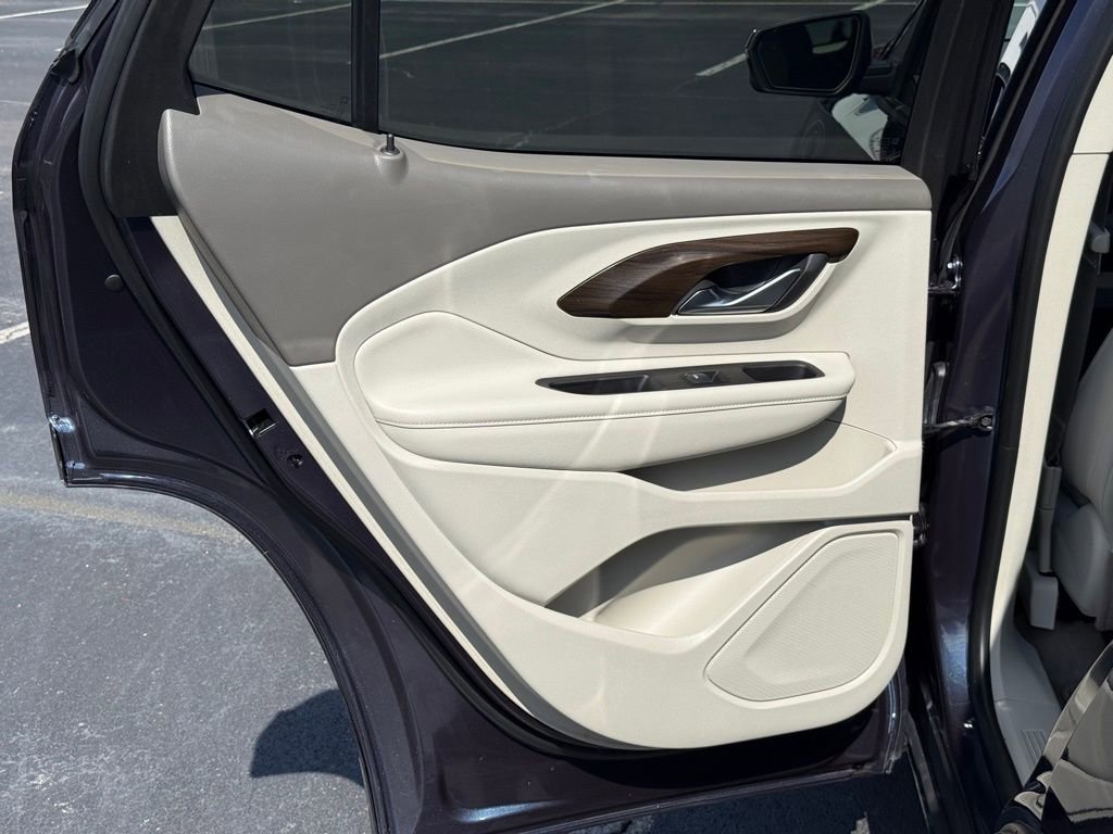 Used 2018 GMC Terrain Denali w/ Comfort Package image 29