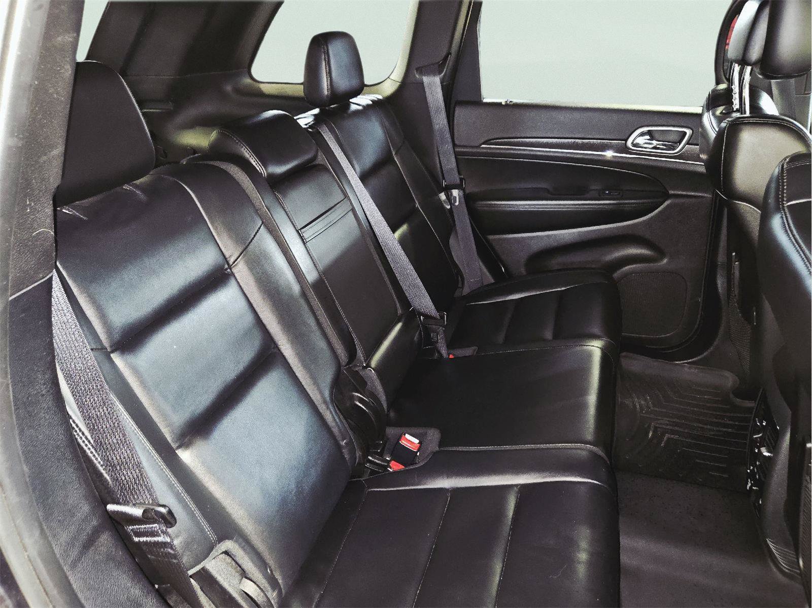 Used 2018 Jeep Grand Cherokee Limited AWD/4WD image 49