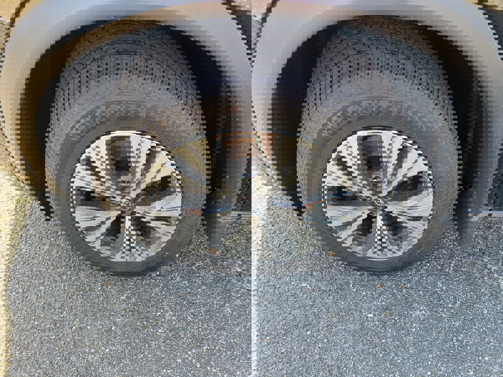 Certified 2023 Nissan Rogue SV image 10