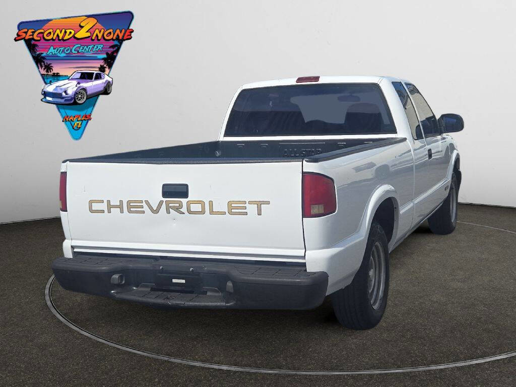 Used 2001 Chevrolet S10 Pickup 2WD Extended Cab image 4