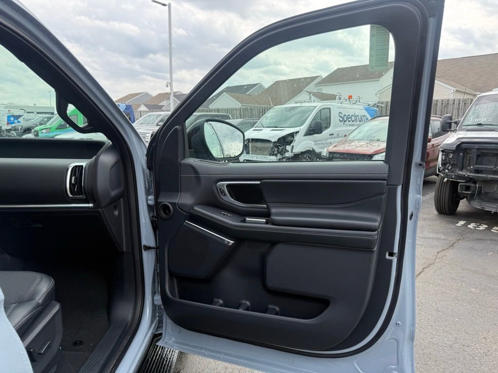 New 2026 Ford Expedition Max Platinum image 68