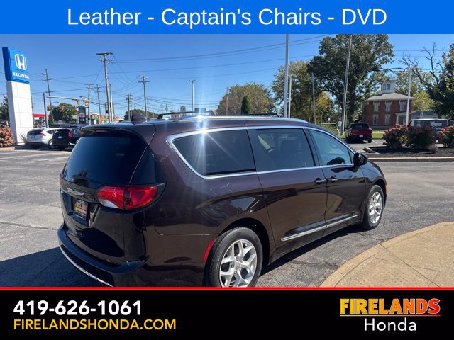 Used 2017 Chrysler Pacifica Touring-L Plus w/ Tire & Wheel Group FWD image 5