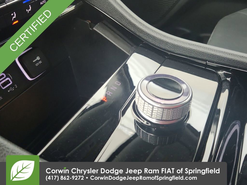 Certified 2023 Jeep Grand Cherokee Laredo image 28