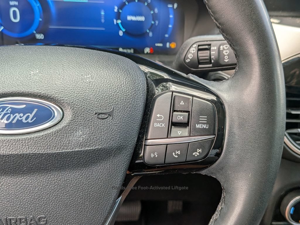 Used 2022 Ford Escape SEL w/ Technology Package FWD image 22