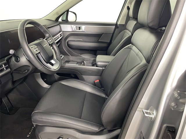 Used 2025 Hyundai Santa Fe SEL image 3