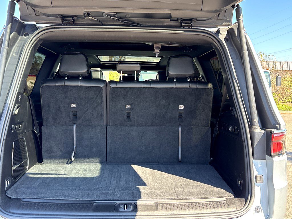 Used 2024 Jeep Wagoneer w/ Premium Group I image 26