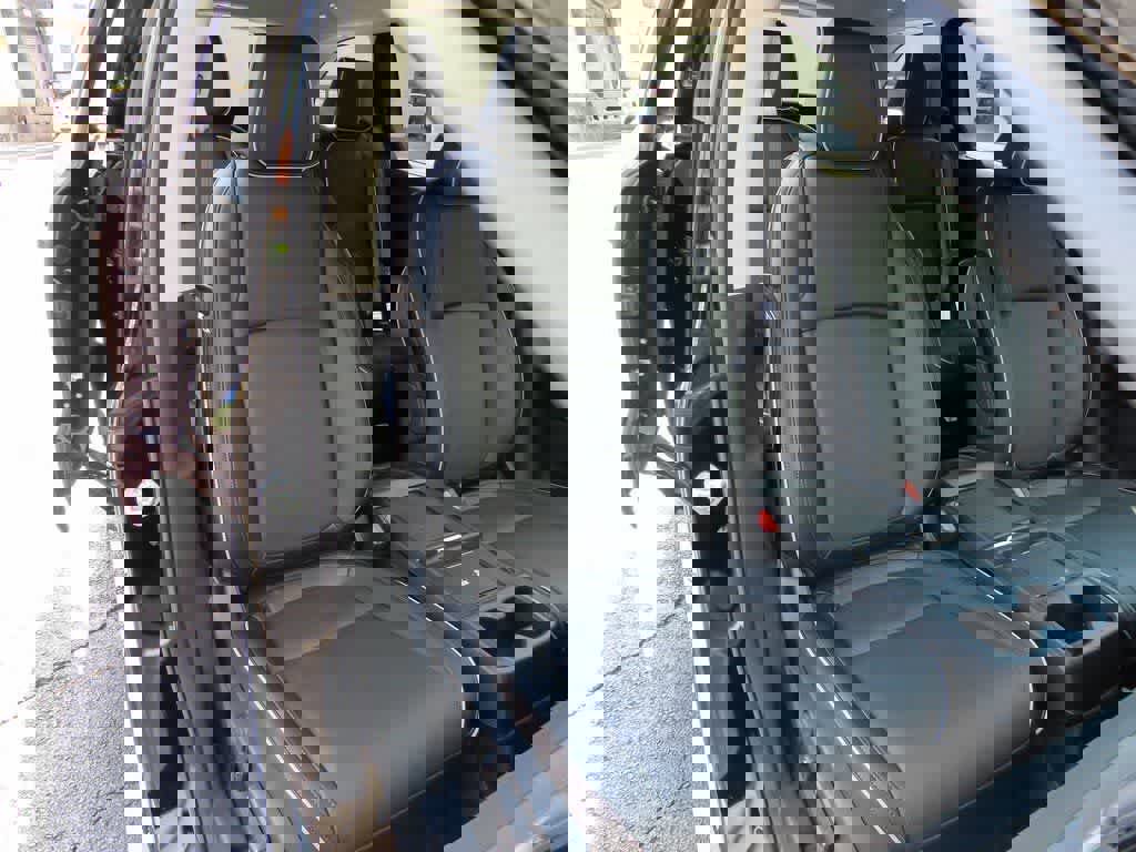 New 2026 Honda Odyssey Touring image 19