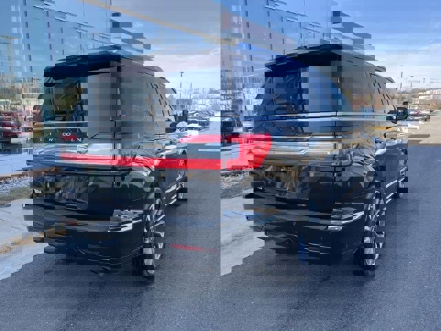 Used 2021 Lincoln Navigator Reserve w/ Luxury Package image 8