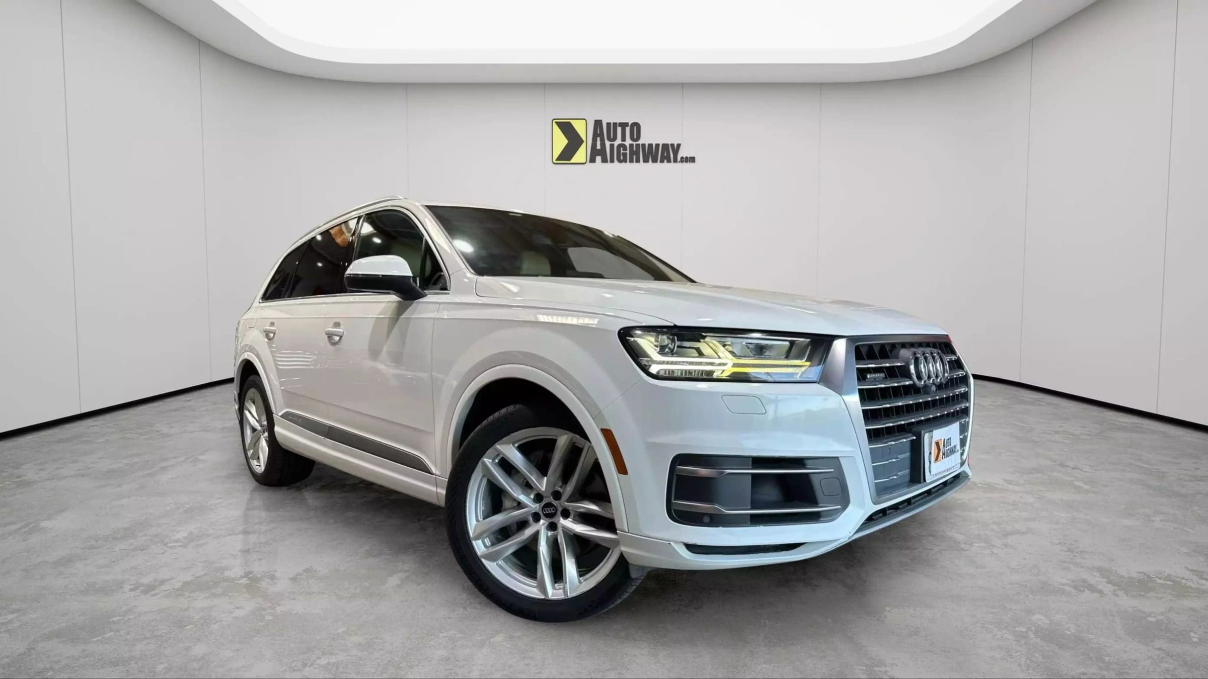 Used 2017 Audi Q7 3.0T Prestige w/ Prestige Package