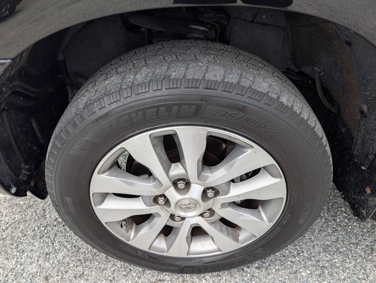 Used 2016 Toyota Sequoia Limited w/ Safety & Convenience Package AWD/4WD image 12