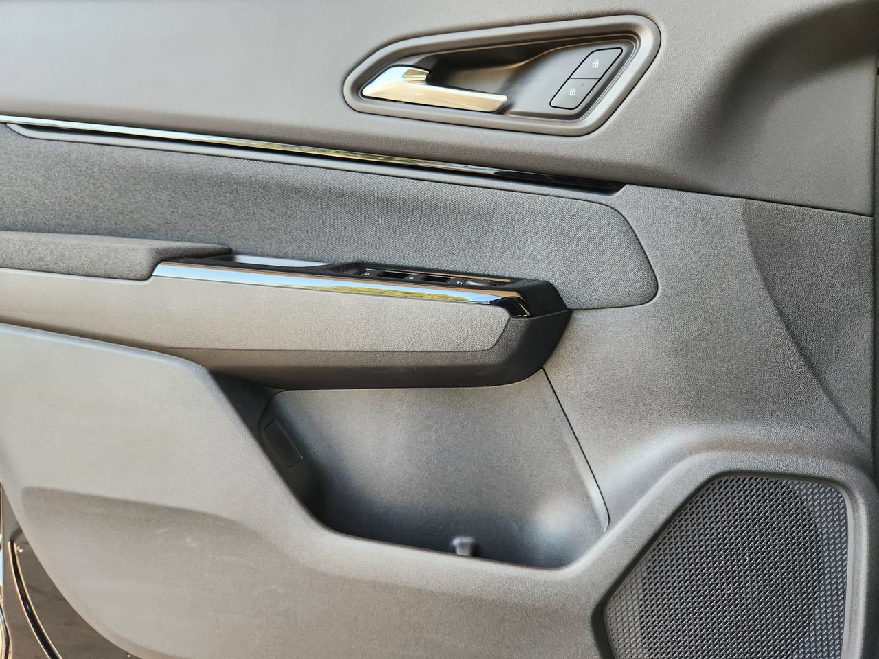 New 2026 Honda Prologue EX image 16