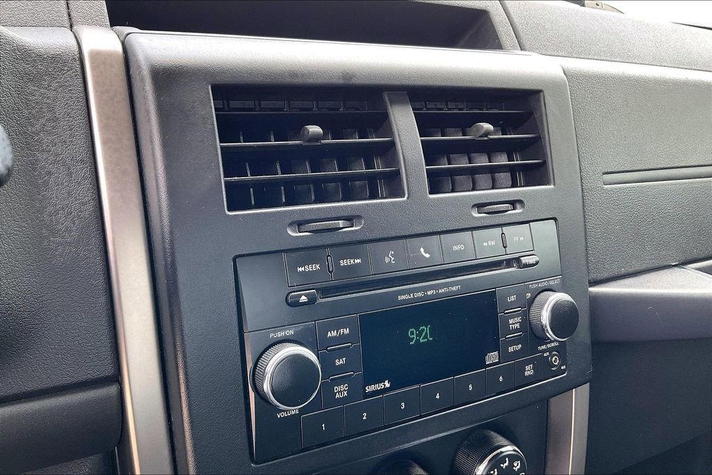 Used 2012 Jeep Liberty Sport w/ Driver Convenience Group image 24