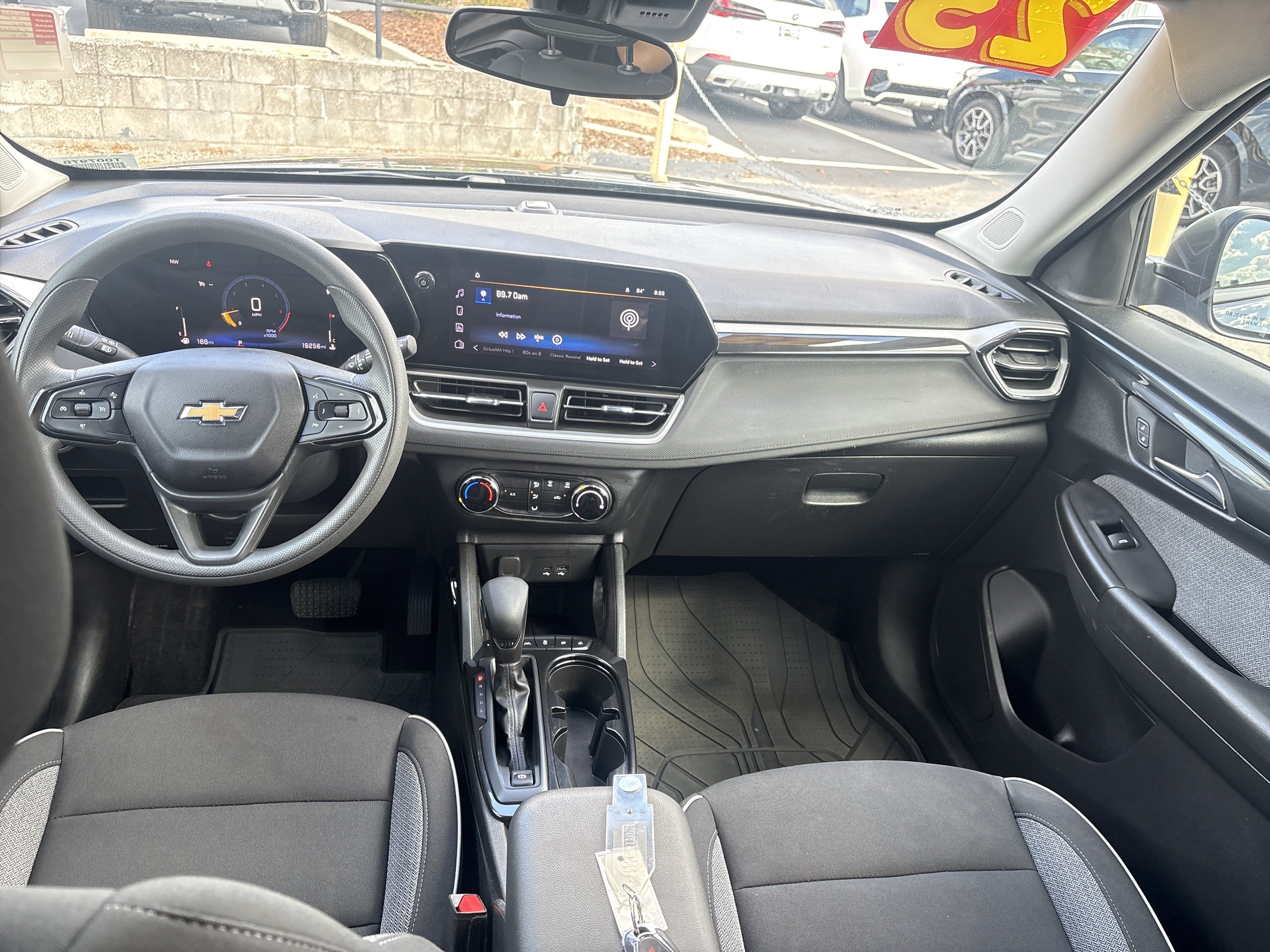 Used 2025 Chevrolet TrailBlazer LS w/ LS Convenience Package FWD image 26