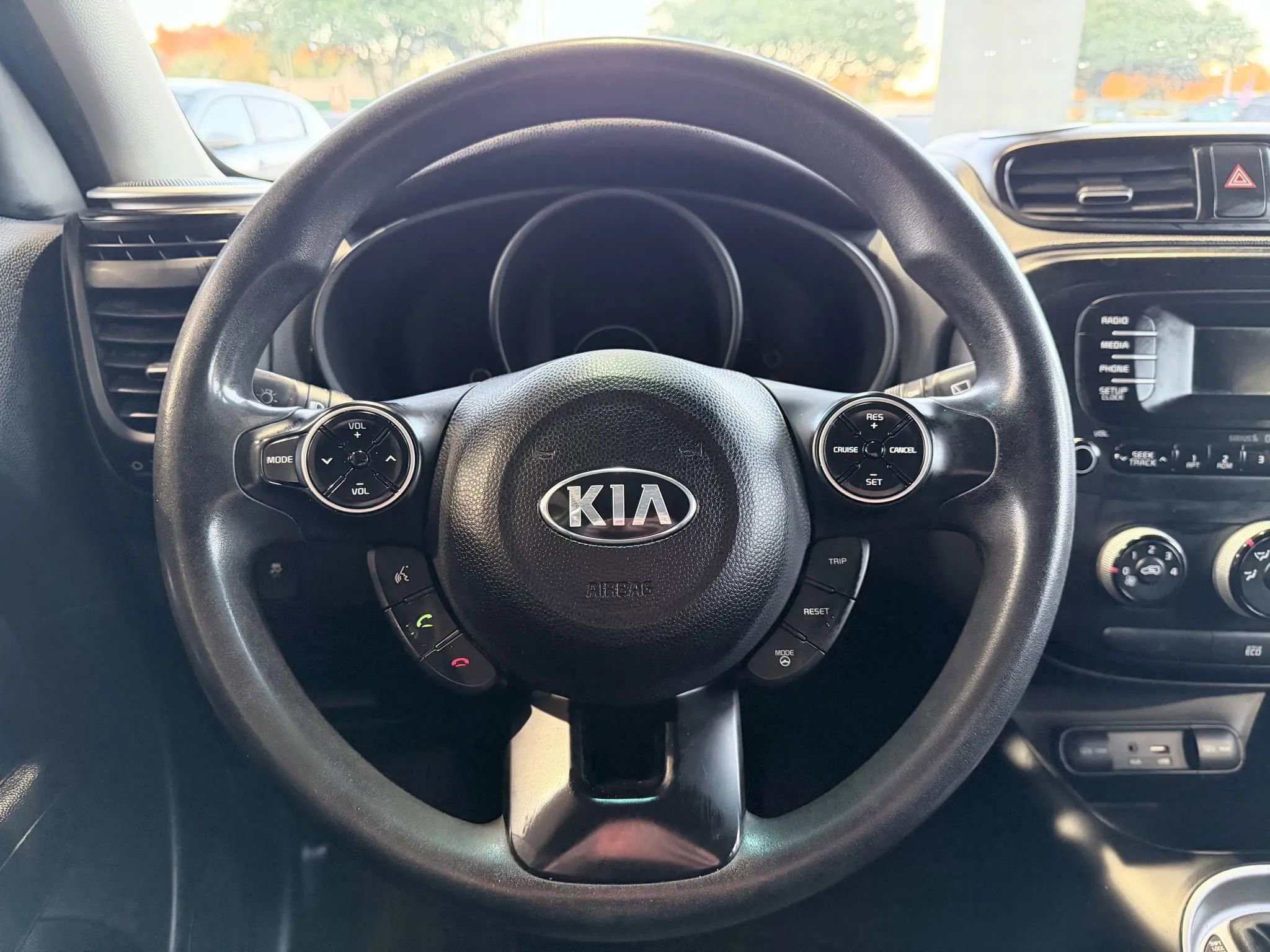 Used 2015 Kia Soul EV image 19