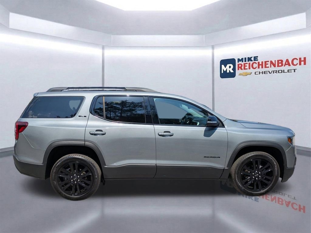 Used 2023 GMC Acadia SLE w/ Driver Convenience Package AWD/4WD image 3