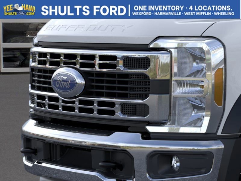 New 2026 Ford F450 XLT RWD image 18
