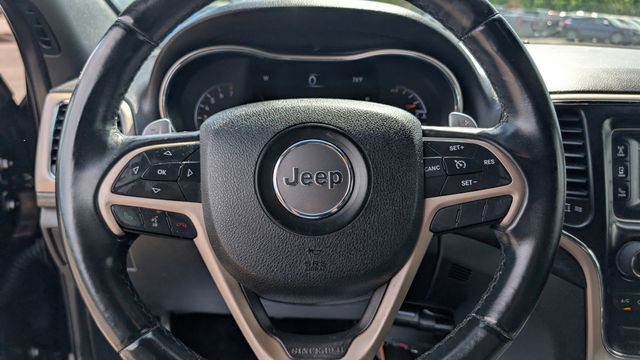 Used 2017 Jeep Grand Cherokee Laredo w/ Quick Order Package 23E AWD/4WD image 19