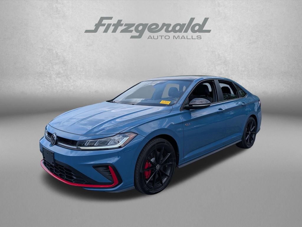 Used 2026 Volkswagen Jetta GLI Autobahn FWD image 2