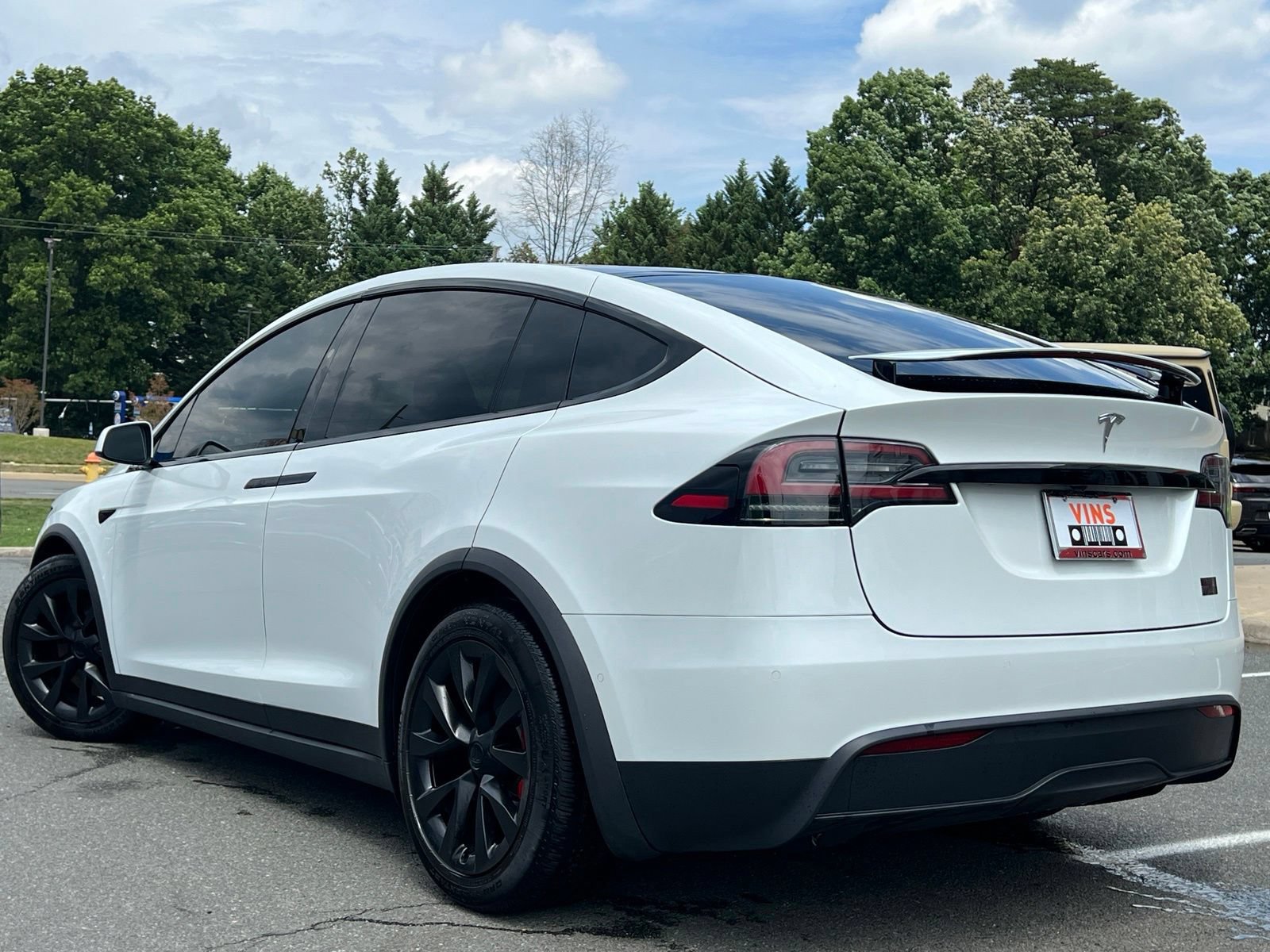 Used 2022 Tesla Model X Plaid AWD/4WD image 10