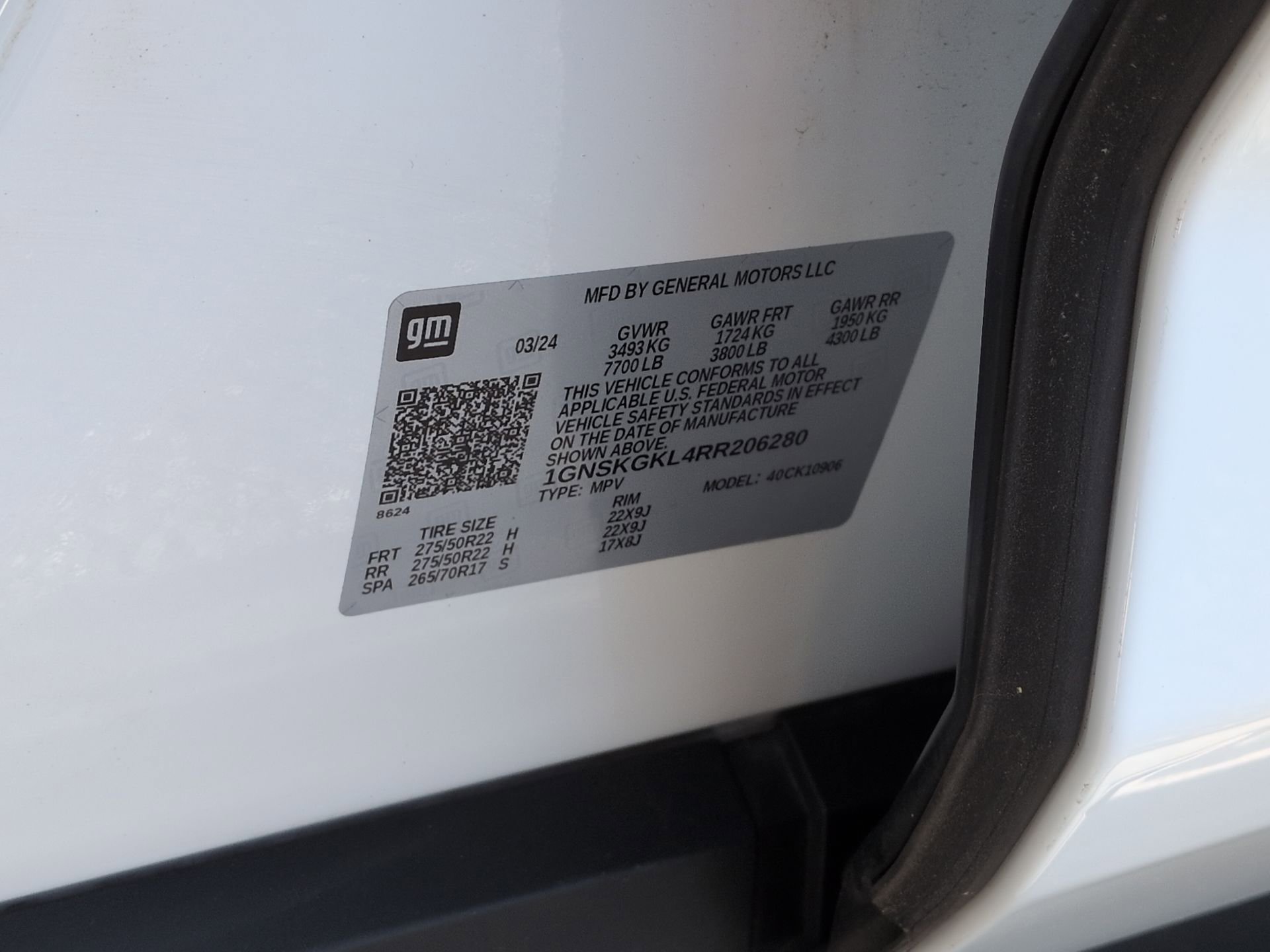 Certified 2024 Chevrolet Suburban High Country AWD/4WD image 35