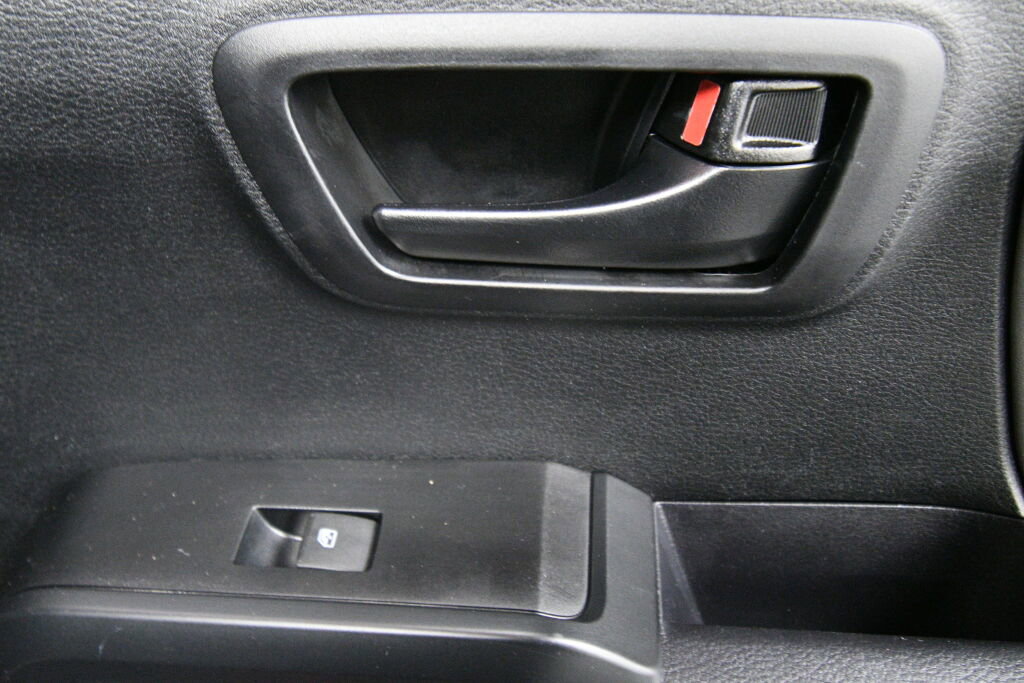 Certified 2023 Toyota Tacoma SR image 24