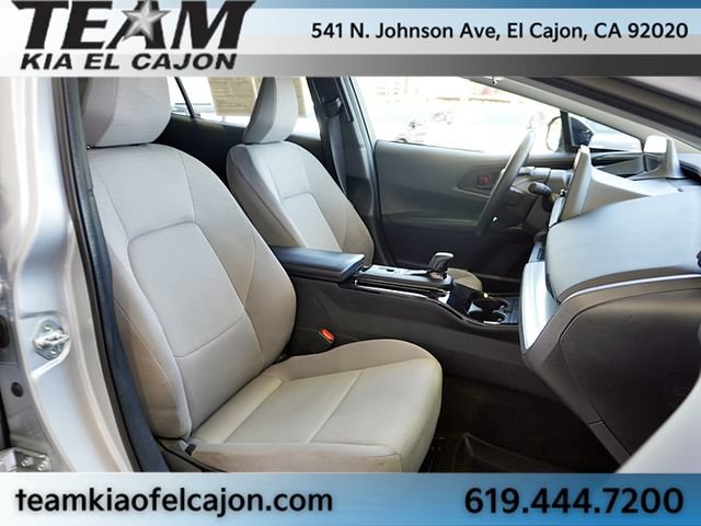 Used 2025 Toyota Prius LE FWD image 14