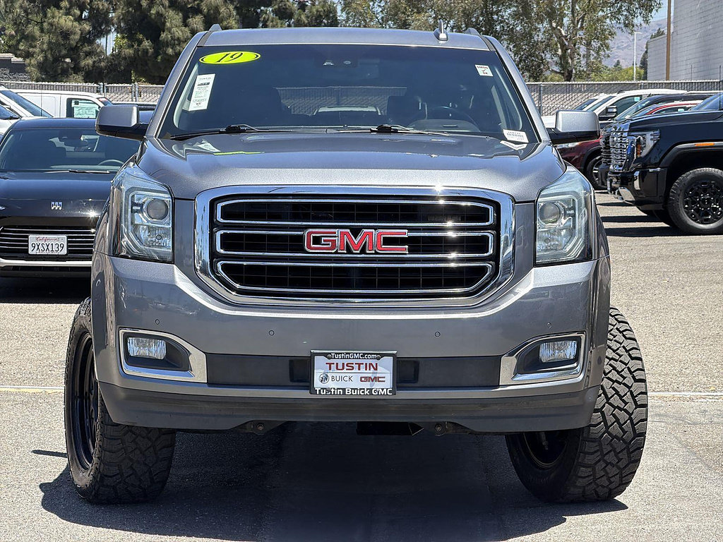Used 2019 GMC Yukon XL SLT AWD/4WD image 2