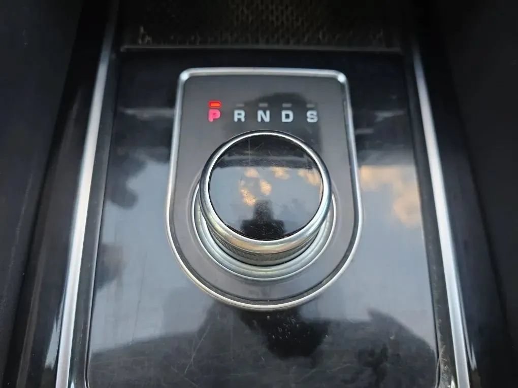 Used 2019 Jaguar F-PACE Premium AWD/4WD image 33