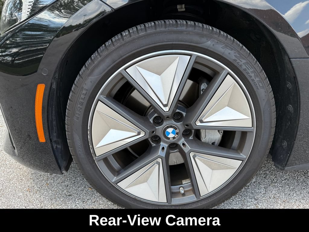 Used 2025 BMW i4 eDrive40 w/ Premium Package RWD image 11