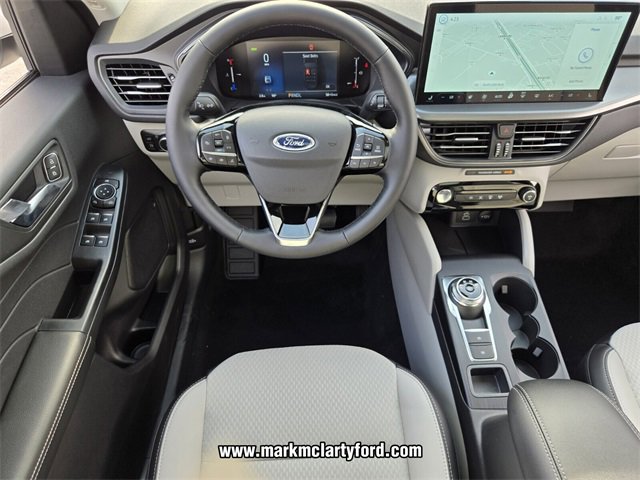 New 2025 Ford Escape SE image 8