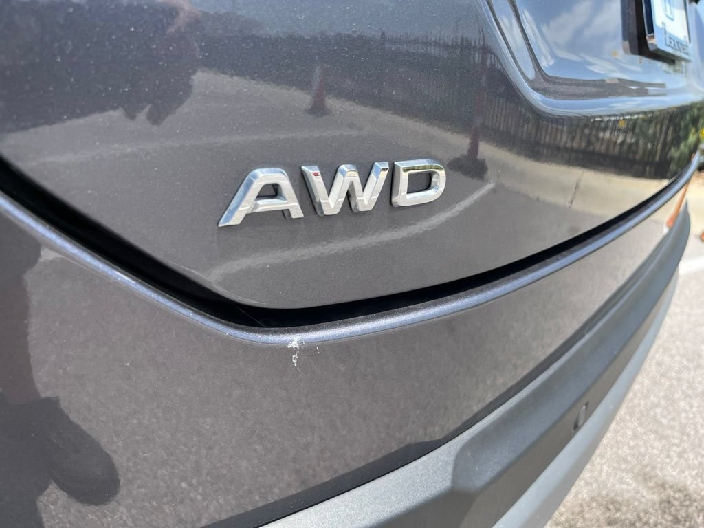 Certified 2025 Honda Pilot Touring image 8