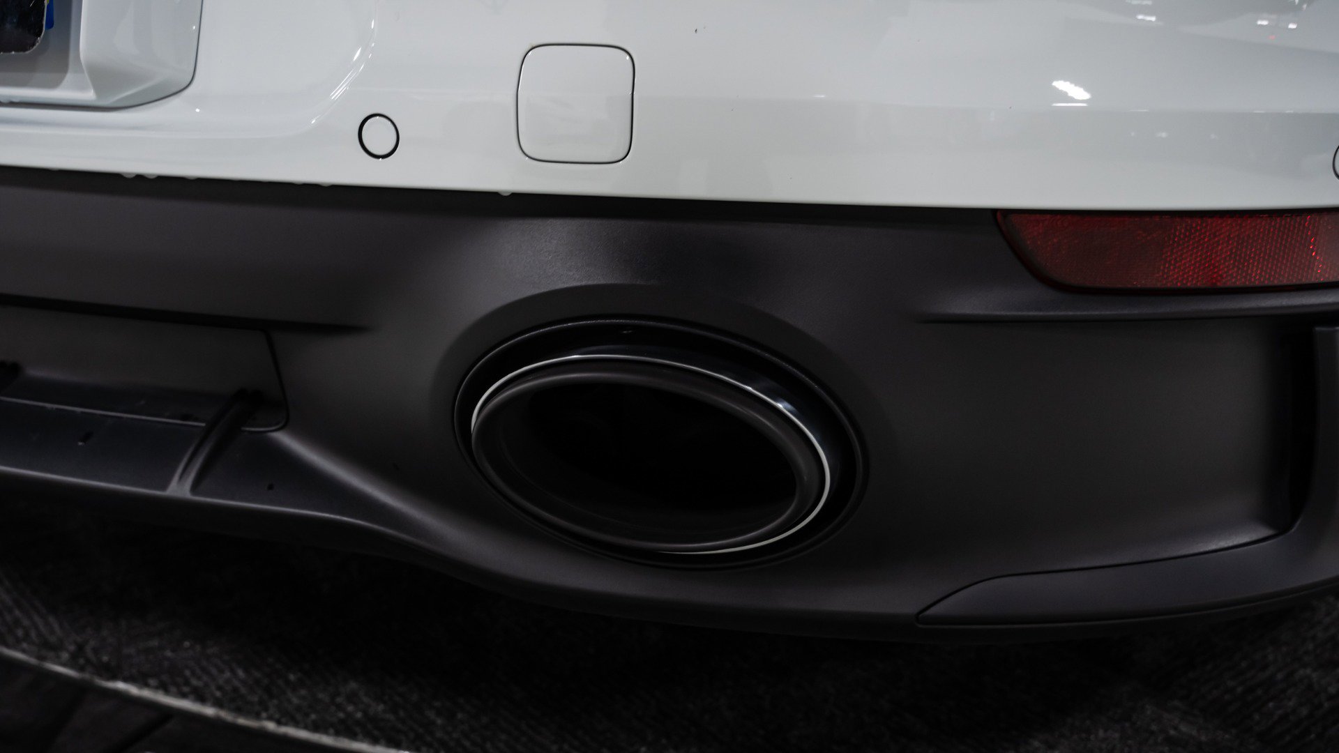 Used 2024 Porsche 911 Targa 4 GTS image 33