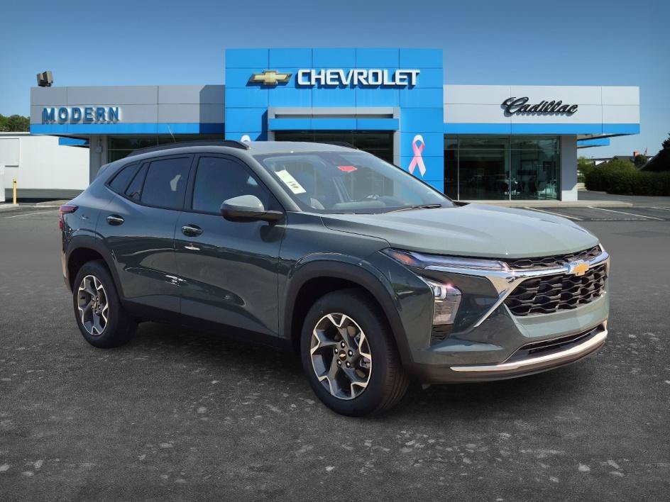 New 2026 Chevrolet Trax LT w/ LT Convenience Package FWD image 7