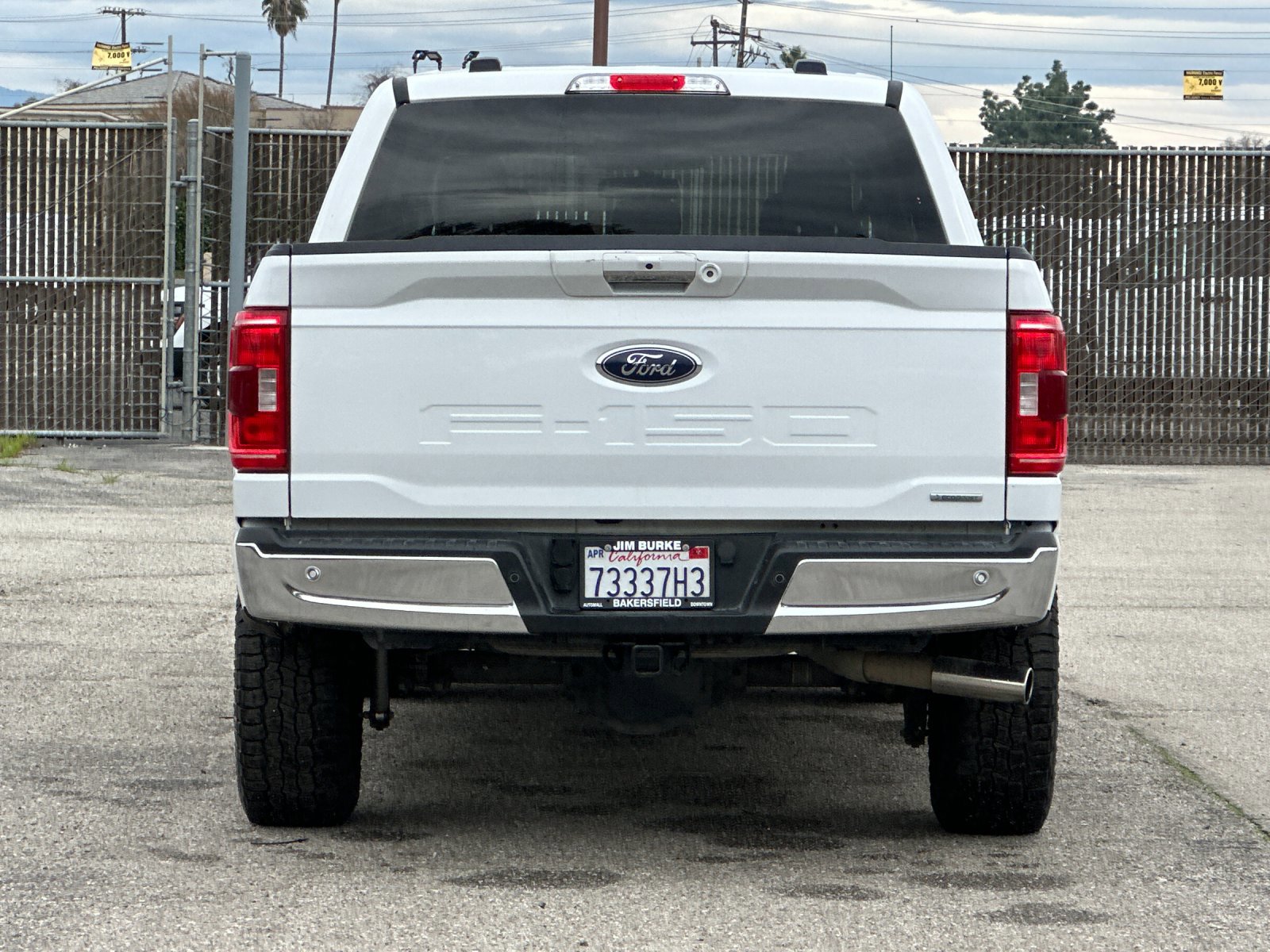 Certified 2022 Ford F150 XLT w/ Equipment Group 302A High image 5