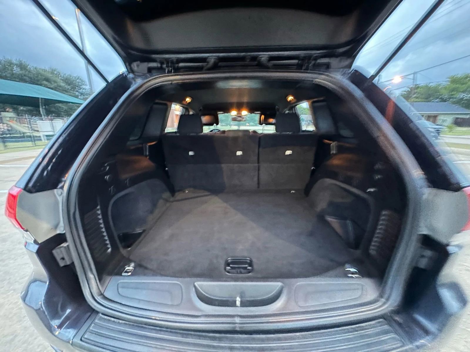 Used 2015 Jeep Grand Cherokee Laredo w/ Quick Order Package 23E image 16