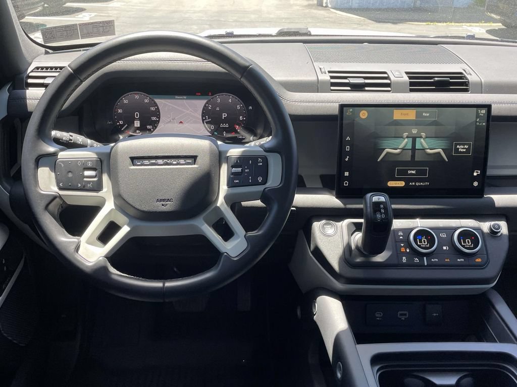 Certified 2024 Land Rover Defender 110 SE AWD/4WD image 19