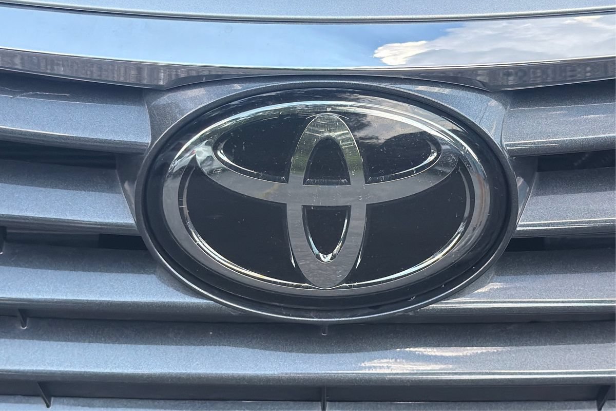 Used 2019 Toyota Avalon XLE w/ Moonroof Package FWD image 29