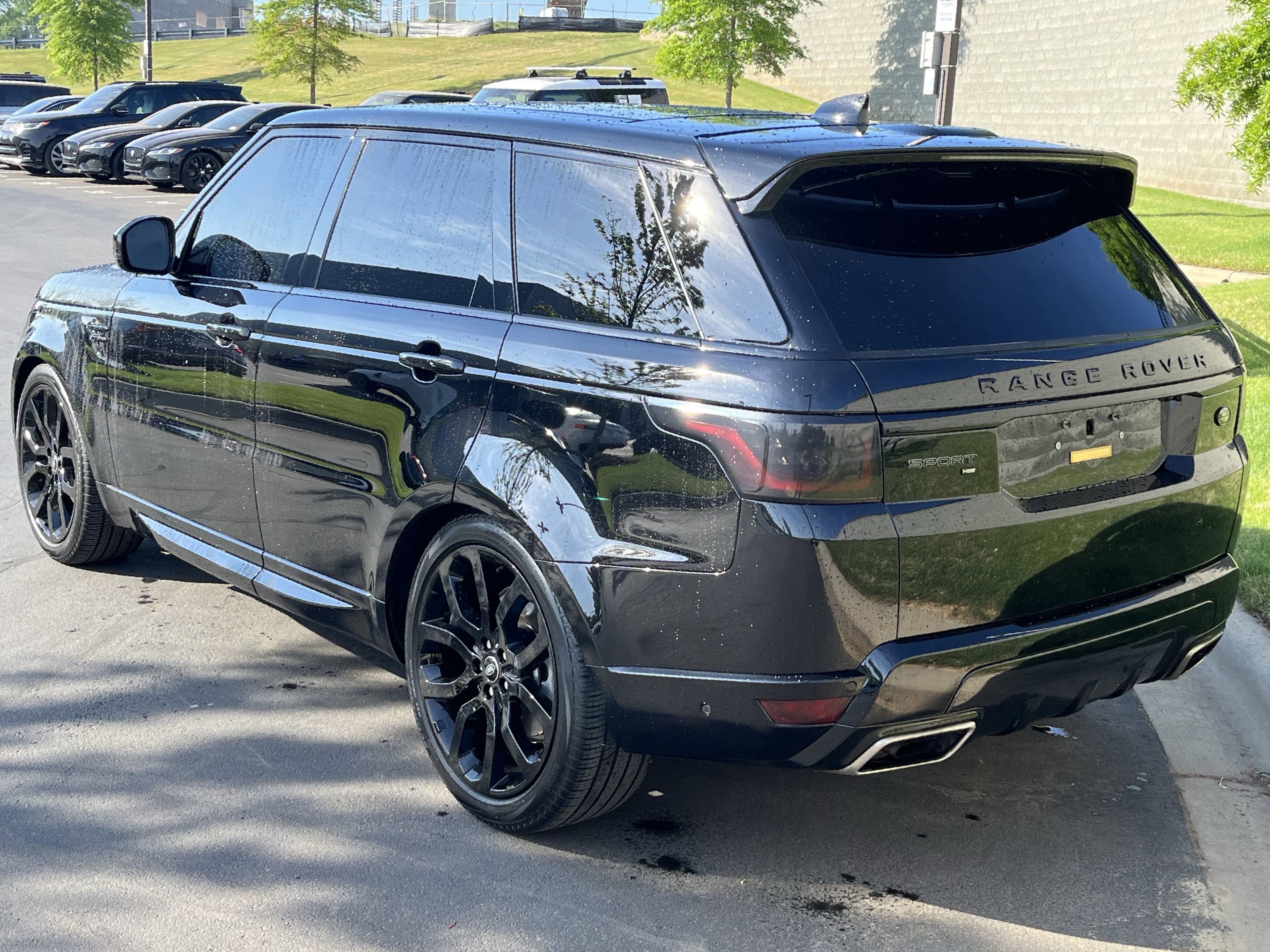 Certified 2022 Land Rover Range Rover Sport HSE Silver Edition image 5