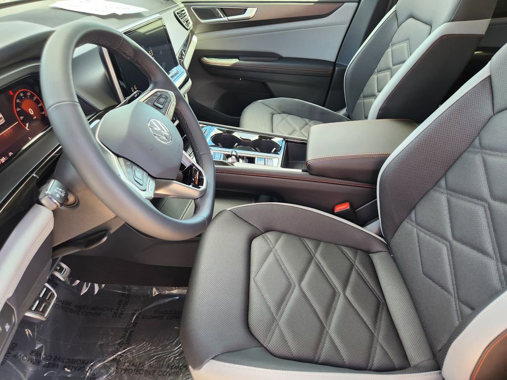 New 2026 Volkswagen Atlas Peak Edition AWD/4WD image 4