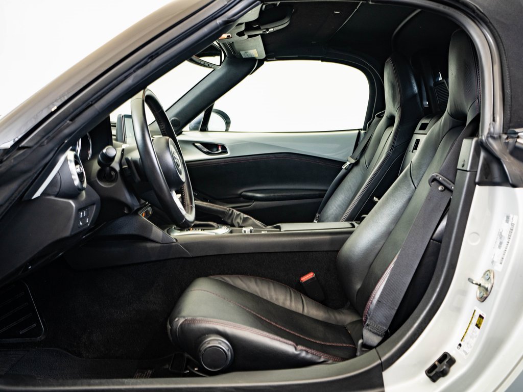 Used 2017 MAZDA MX-5 Miata Grand Touring image 28