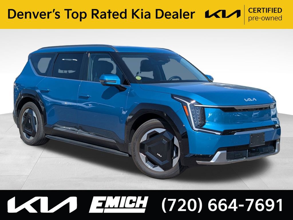 Certified 2024 Kia EV9 Land w/ Towing Package