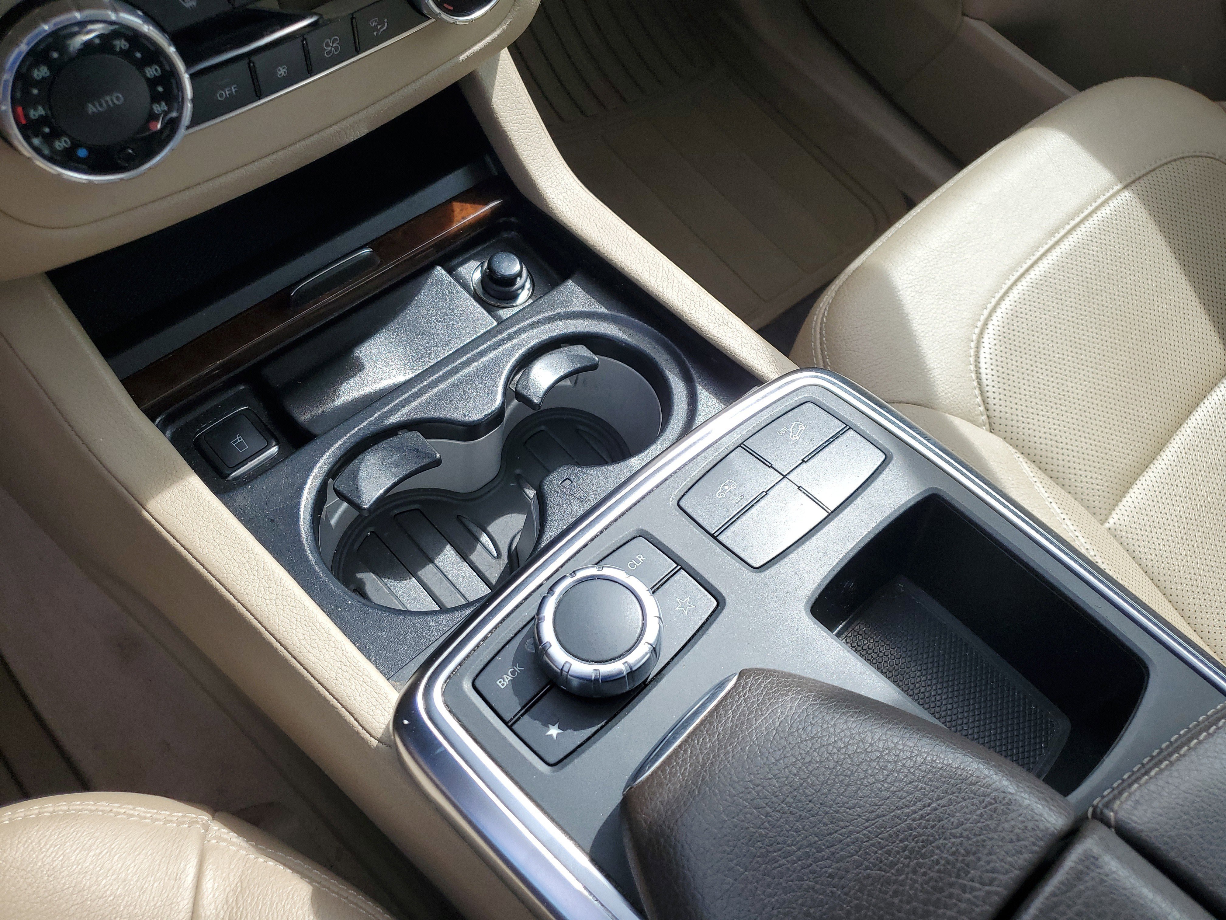 Used 2015 Mercedes-Benz GL 450 4MATIC image 22