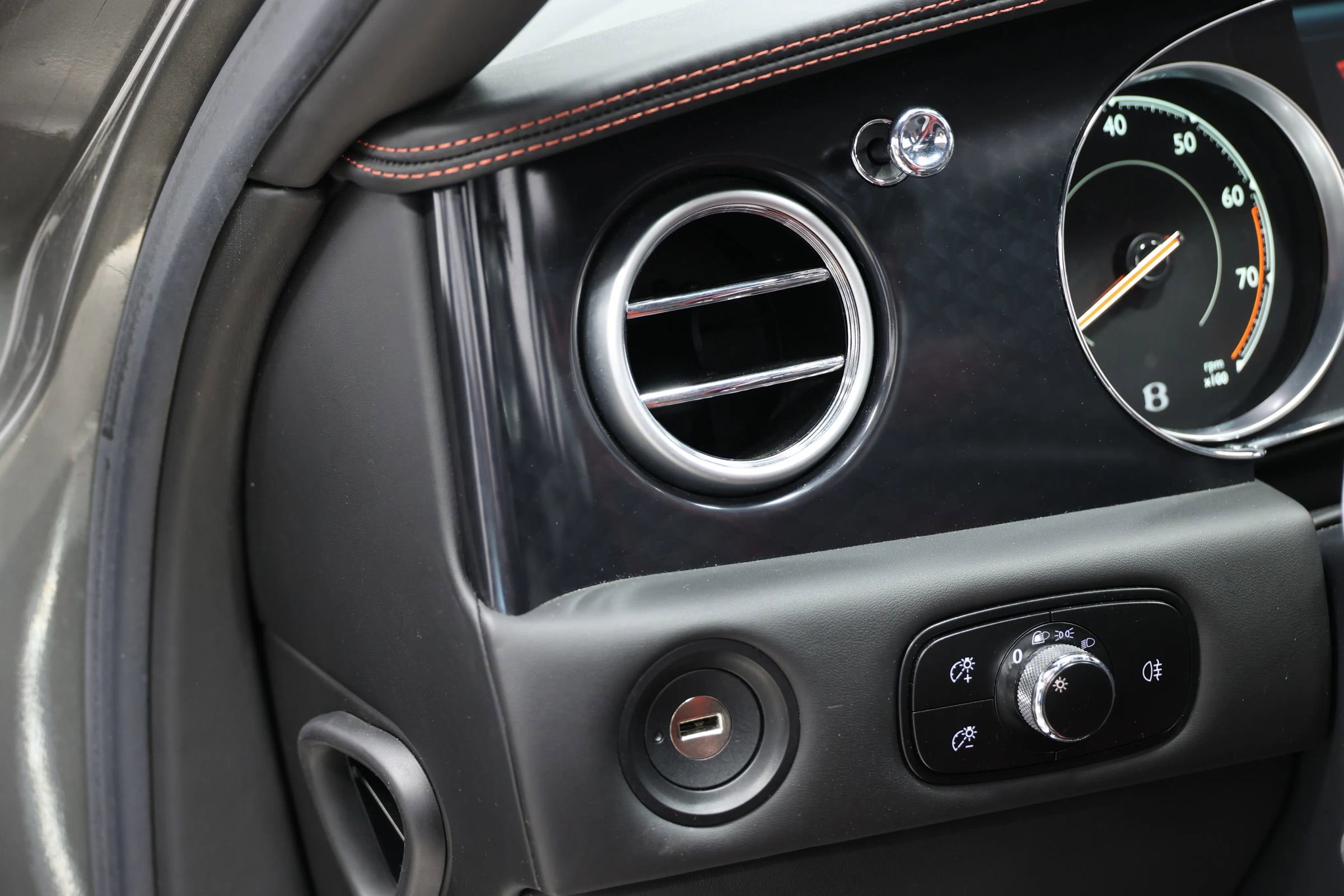 Used 2017 Bentley Flying Spur S W12 AWD/4WD image 25