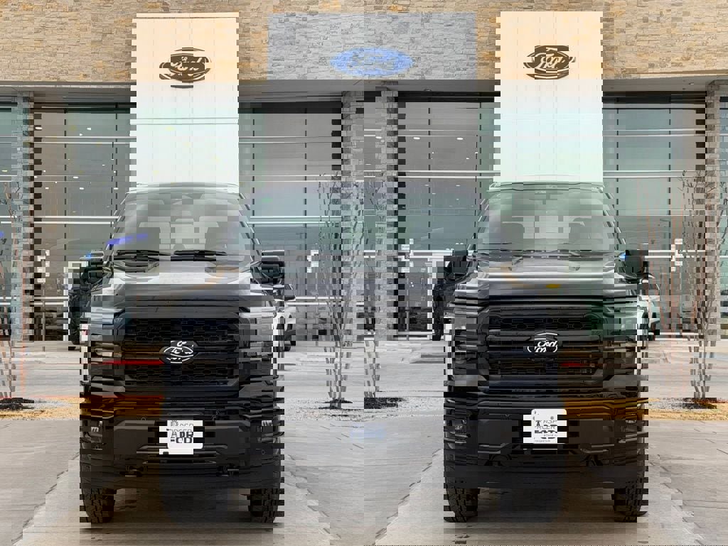 New 2026 Ford F150 Lariat w/ Equipment Group 502A High image 40