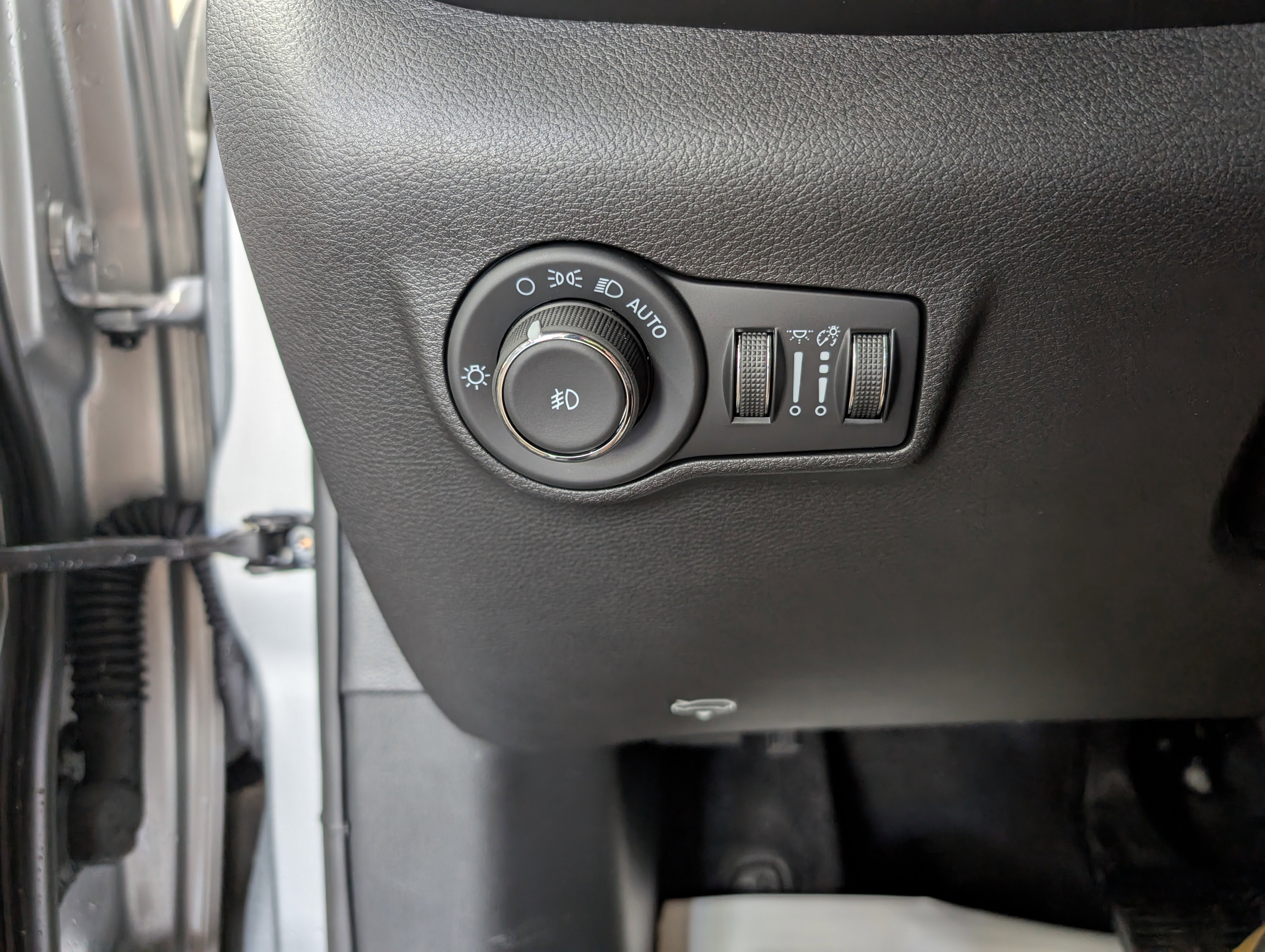 New 2026 Jeep Compass Limited image 20