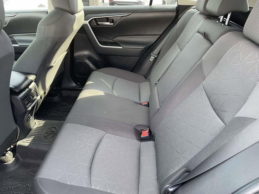 Used 2024 Toyota RAV4 AWD Hybrid image 22